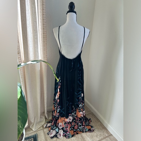 SOLD - Picture 5 of 6